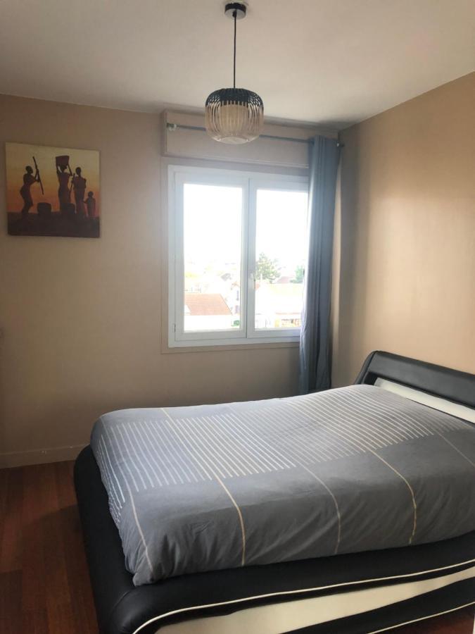 Appartement T2 - Proche Rer Sartrouville Exteriér fotografie